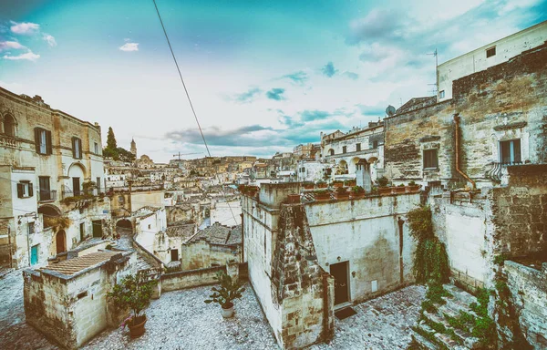 Matera, Basilicata. Starověké domy a budovy, Itálie — Stock fotografie