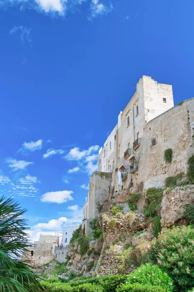 Antichi Edifici di Polignano, Puglia - Italia — Foto Stock