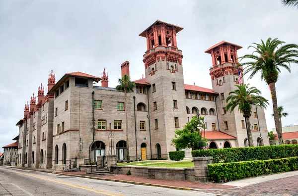 Prachtig uitzicht op Flagler College bij zonsondergang, St Augustine-Flor — Stockfoto