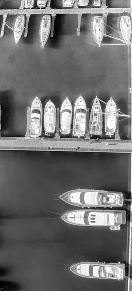 Small city port with docked boats. Amazing panoramic aerial over — Stock Photo, Image