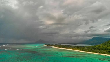 Mauritius 'ta Le Morne Brabant. Durağındayım havadan panoramik görünümü