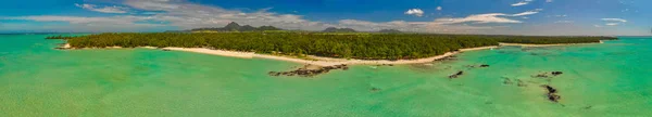 Ile aux cerfs, mauritius. Luftaufnahme der schönen Küste — Stockfoto