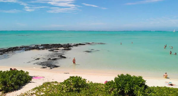 Vue aérienne panoramique de l'Ile Aux Cerfs à Maurice — Photo