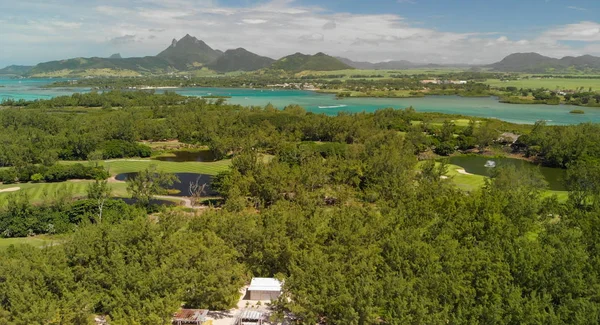 Mauritius içinde Ile aux Cerfs panoramik havadan görünümü — Stok fotoğraf