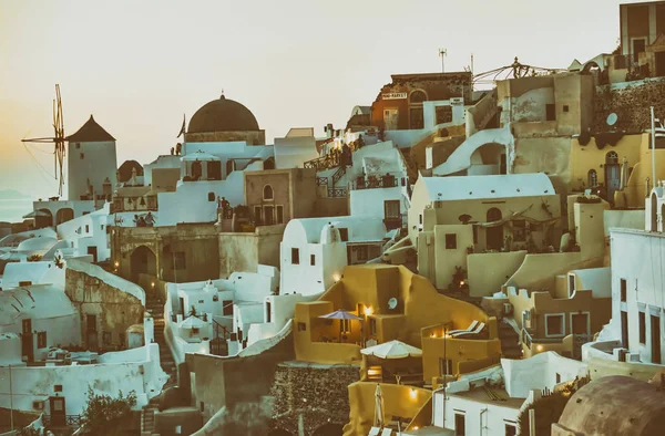 Oia Sunset Skyline, Santorini Adası, Yunanistan — Stok fotoğraf