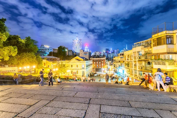 MACAU, CHINA - MAY 10TH, 2014: Old streets and skyline of Macau – stockfoto