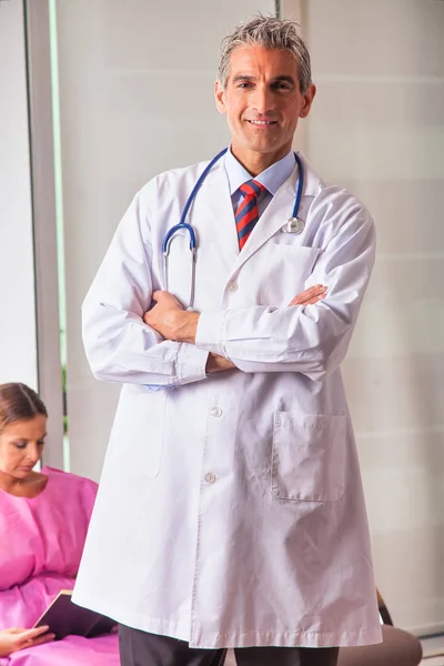 Confident male doctor in the hospital — Stock Photo, Image