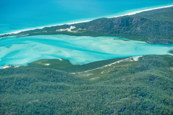 Aerial view of beautiful Whitehaven Beach in Whitsunday Islands — Stock Photo, Image