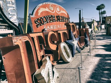 Las Vegas, Nv - 27 Haziran 2019: Neon Boneyard Park bir çıkış