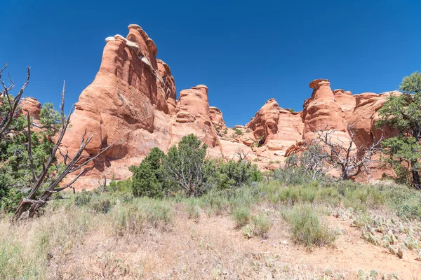 Sand Dune Arch trailhead i Arches National Park, Utah — Stockfoto