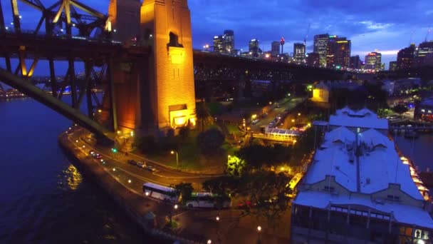 Zdjęcia Lotnicze Pięknego Mostu Sydney Wieczorem Australia — Wideo stockowe