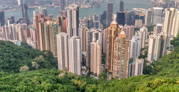 Incrível horizonte aéreo de Hong Kong a partir de Victoria Peak — Fotografia de Stock