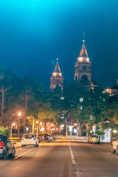 St Augustine Cathedral at night drom the street, Florida — Stock Photo, Image
