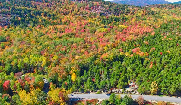 Vista aérea del Parque Nacional Acadia en temporada de follaje, Nueva Engla —  Fotos de Stock