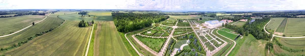Panoramautsikt över Rundale Castle i Lettland — Stockfoto