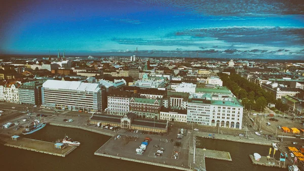 日暮时分，芬兰赫尔辛基鸟瞰全景图 — 图库照片