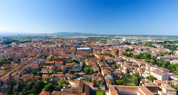 Veduta aerea degli edifici di Pisa, Toscana, Italia — Foto Stock