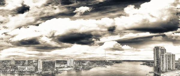 Jacksonville vista panorâmica aérea ao entardecer, Florida — Fotografia de Stock