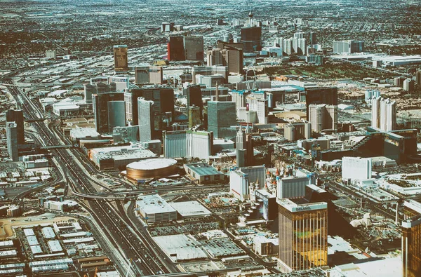 LAS VEGAS, NV - 17 JUILLET 2019 : Vue aérienne de l'horizon de la ville. Las Vegas — Photo