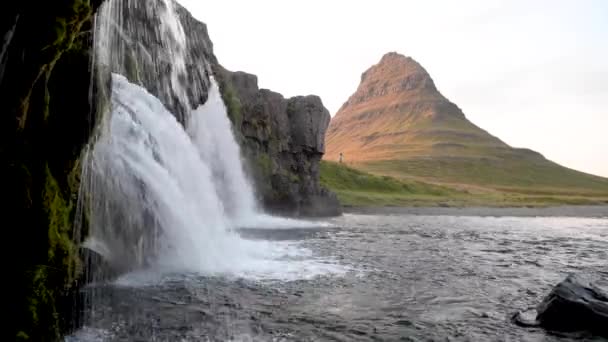 美丽的大瀑布的风景镜头 — 图库视频影像