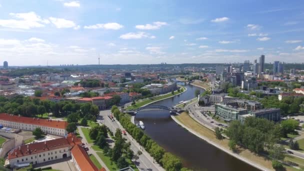 Flygbilder Floden Stor Modern Stad — Stockvideo