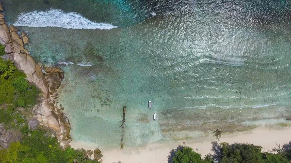 Flygfoto över fantastiska tropiska stranden — Stockfoto