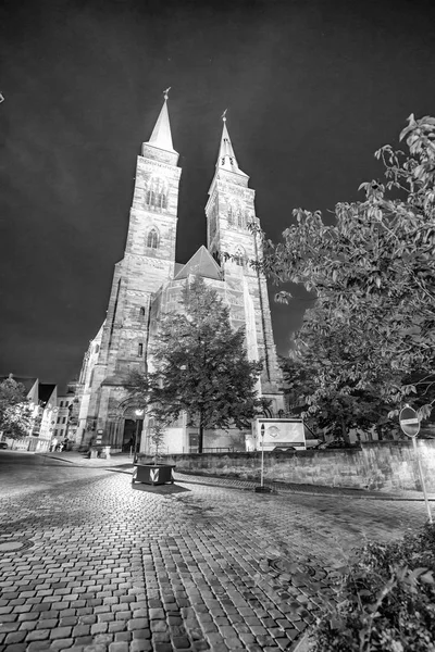 纽伦堡，德国 - 2019年9月14日：圣塞巴尔德教堂和教堂 — 图库照片