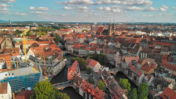 Nuremberga, Alemanha. Vista aérea do drone de um ponto de vista vantajoso a — Fotografia de Stock