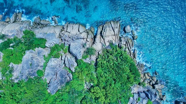 Isla La Digue, Seychelles. Vista aérea desde un dron — Foto de Stock