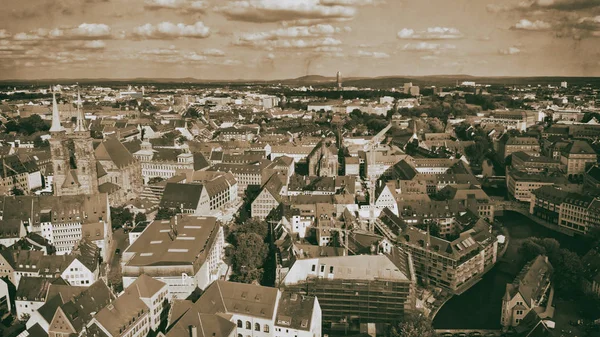 Nürnberg, Tyskland. Drönarvy från en utsiktspunkt en — Stockfoto