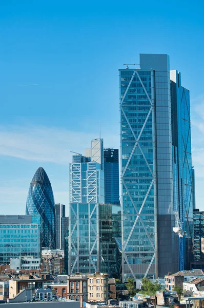 Modern skyline of London City in summer — Stockfoto