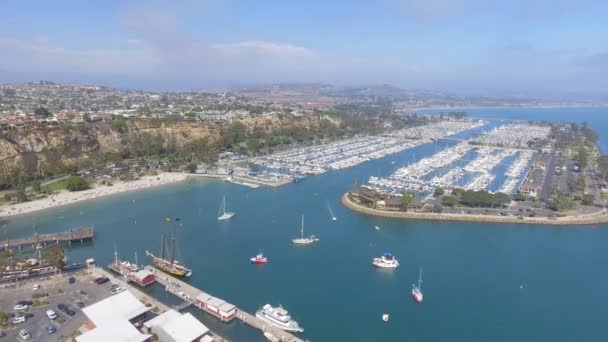 Aufnahmen Von Yachten Hafen Sonnigen Tagen — Stockvideo