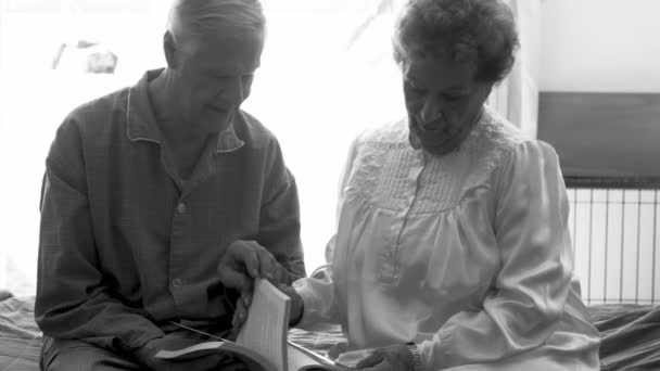 Nagrania Osób Starszych Spędzających Czas Domu Spokojnej Starości — Wideo stockowe