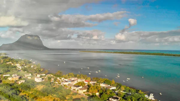 Veduta Aerea Della Spiaggia Morne Della Costa Mauritius Una Giornata — Foto Stock