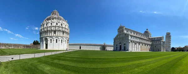 Csodák Mezeje Pisa Panorámás Kilátás Turisták Nélkül Egy Napsütéses Napon — Stock Fotó