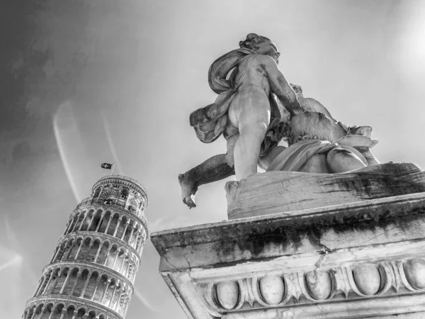 Estatua Cherub Que Encuentra Campo Milagros Pisa Tuscany Famosa Torre — Foto de Stock