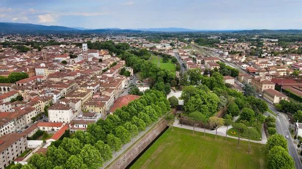 Prachtig Uitzicht Vanuit Lucht Middeleeuwse Stad Lucca Toscane Italië — Stockfoto