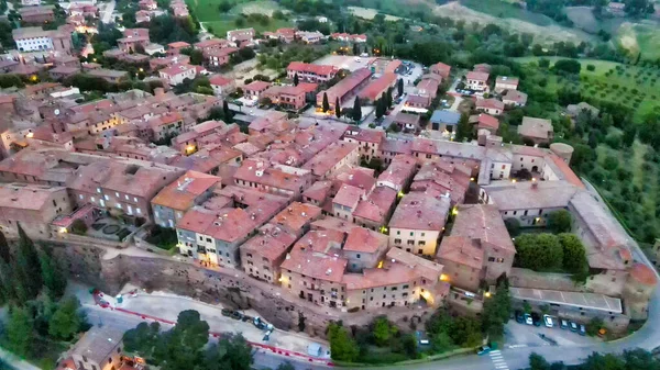 Pienza Toskana Luftaufnahme Bei Sonnenuntergang Der Berühmten Mittelalterlichen Stadt — Stockfoto