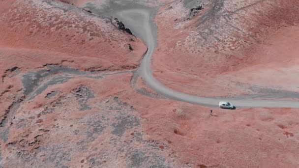 Saxholl Crater, Island. Krásný letecký výhled z dronu. Zpomalený pohyb — Stock video