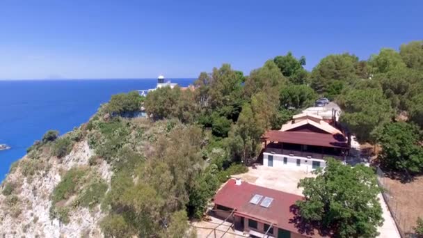 Yaz mevsiminde İHA 'dan Capo Vaticano hava görüntüsü, Calabria — Stok video