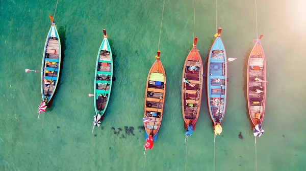 Úžasný Pohled Dolů Letecké Krásné Long Tail Lodě Thajsku — Stock fotografie