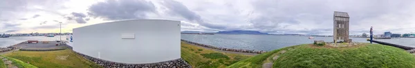 Reykjavik Island Srpna 2019 Krásné Pobřeží Reykjavíku Létě Islandu Panoramatický — Stock fotografie