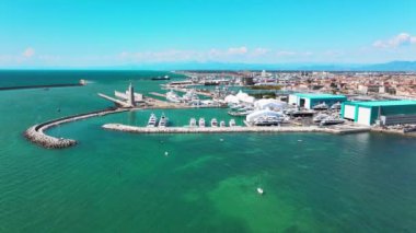 Livorno kıyı şeridinin inanılmaz hava manzarası, Toskana