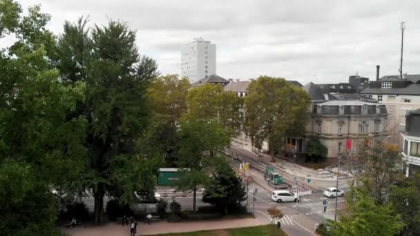 HEIDELBERG, ALLEMAGNE - SEPTEMBRE 2019 : Vue aérienne du parc Heidelberg en saison estivale, Allemagne — Video