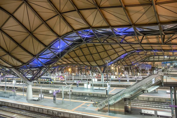 Мельбурн Австралия Ноябрь 2015 Центральный Железнодорожный Вокзал Южного Креста Ночью — стоковое фото