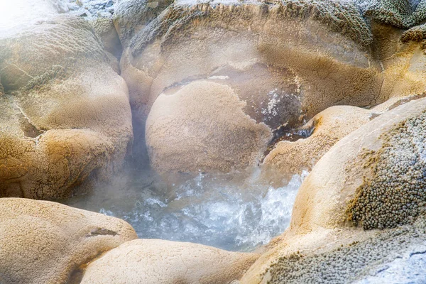 Piscina Ebulição Bacia Biscoitos Parque Nacional Yellowstone — Fotografia de Stock