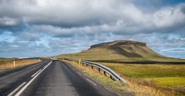 Snaefellnesvegur Straße Und Berge Island — Stockfoto