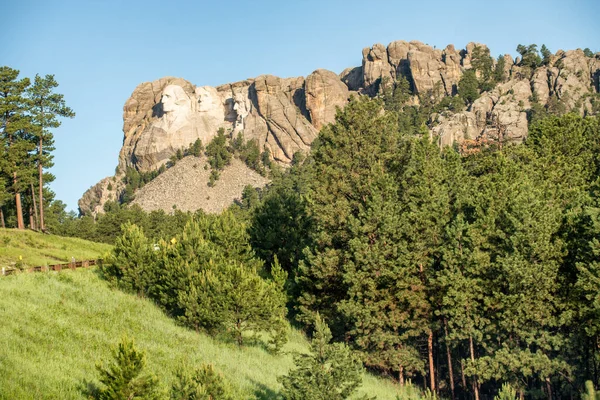 Berühmtes Wahrzeichen Und Skulptur Mount Rushmore National Monument Der Nähe — Stockfoto