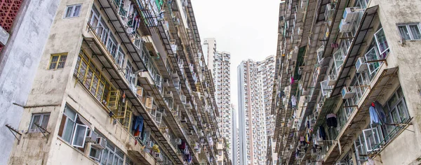 Run Living Quarters Hong Kong Apartamentos Residenciales Llenos Gente — Foto de Stock