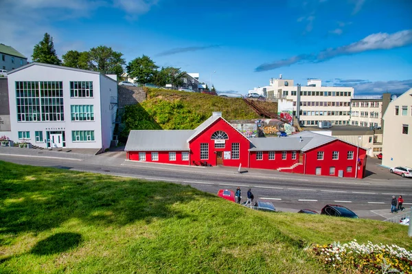 Akureyri Islandia Agosto 2019 Casas Coloridas Islandia Vista Una Soleada — Foto de Stock